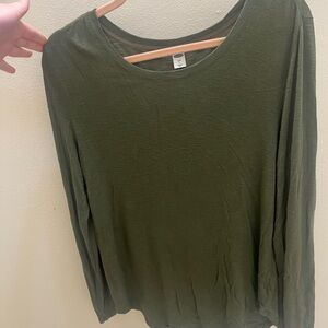 GREEN LONG SLEEVE OLD NAVY SIZE LARGE
